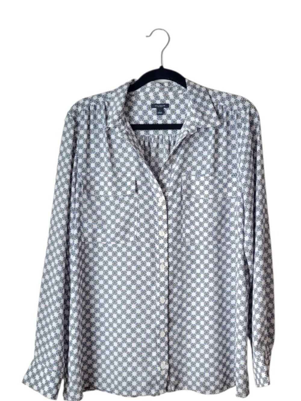 Ann Taylor Classic Button Down blouse